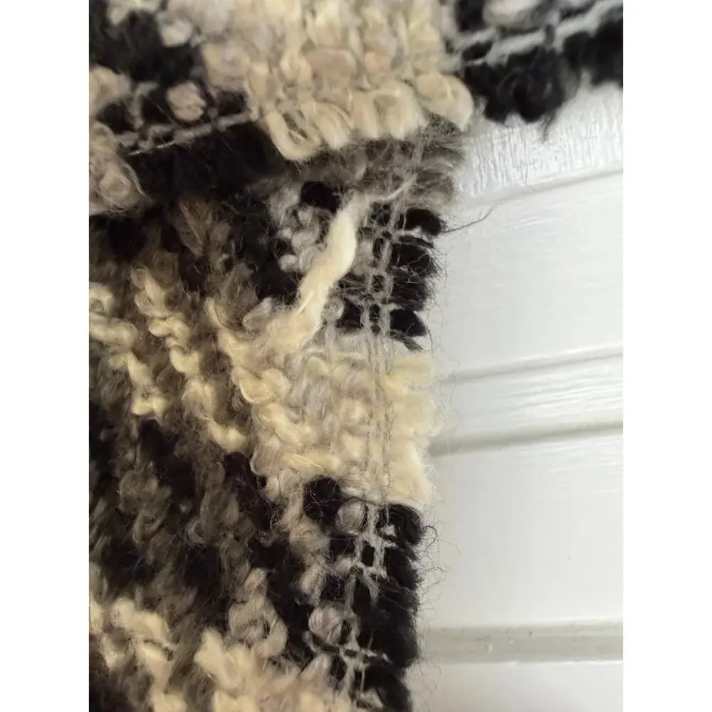 Preston & York Plaid Heritage Scarf Fringe Houndstooth Black Cream Wrap